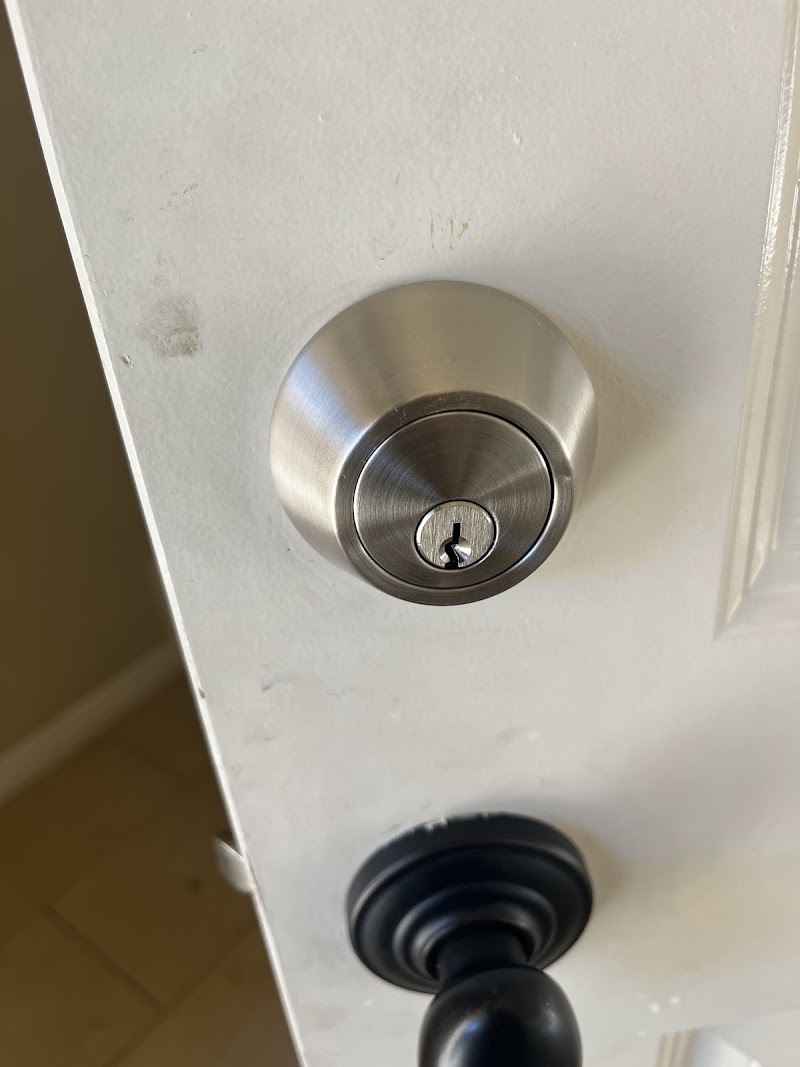 365 locksmith photo 3