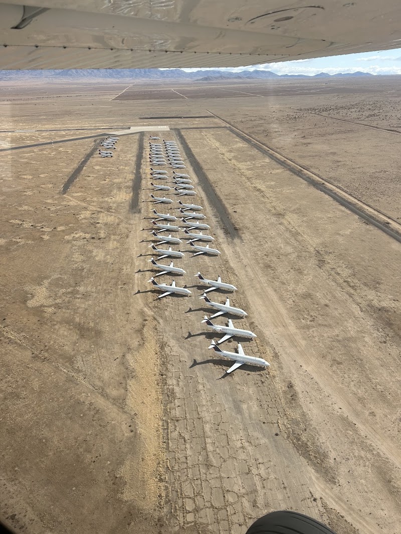 Kingman Airport photo 3