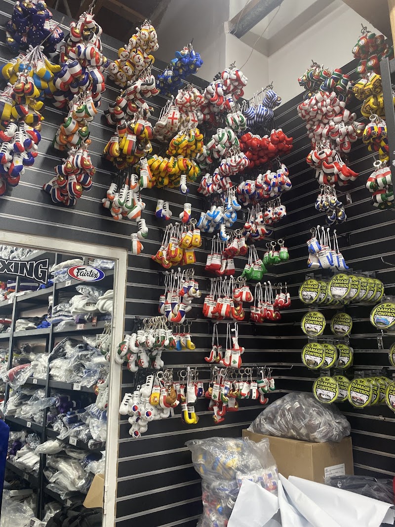 PRO FIGHT SHOP photo 4