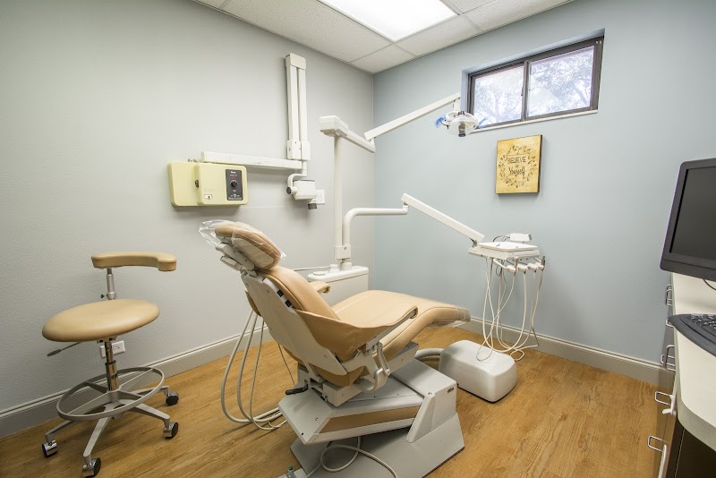 Dental Associates of Florida - Sun City photo 2