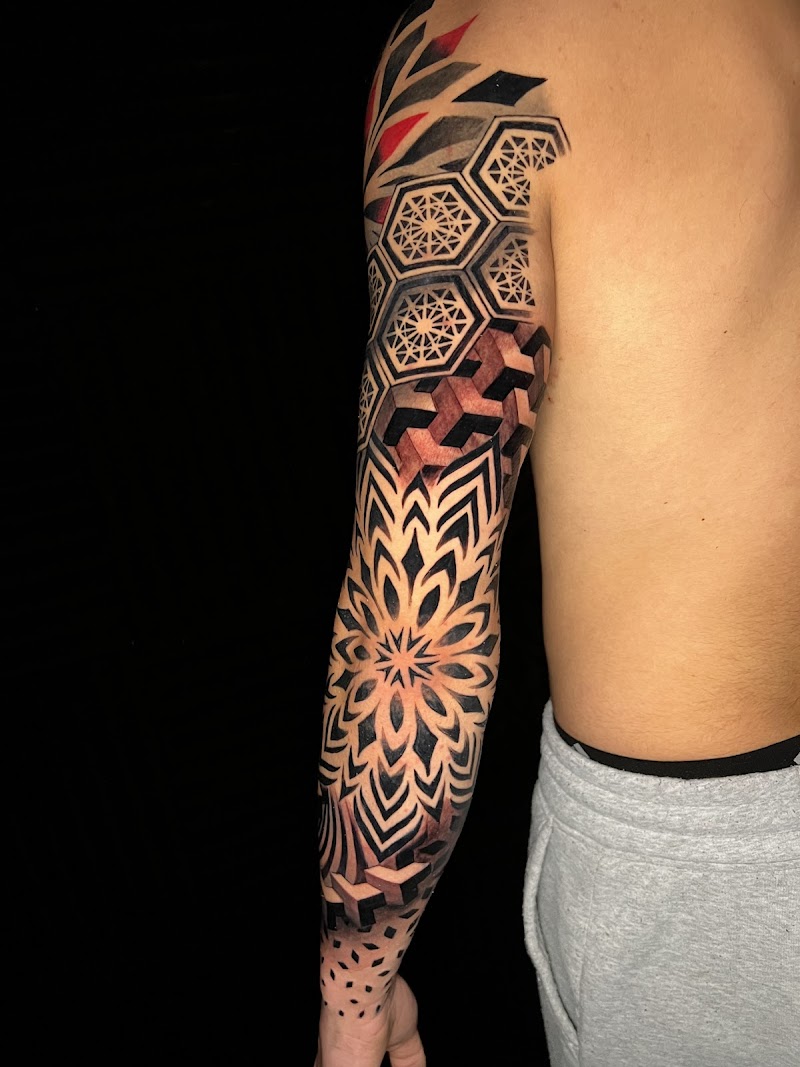 Sule Tattoo photo 4
