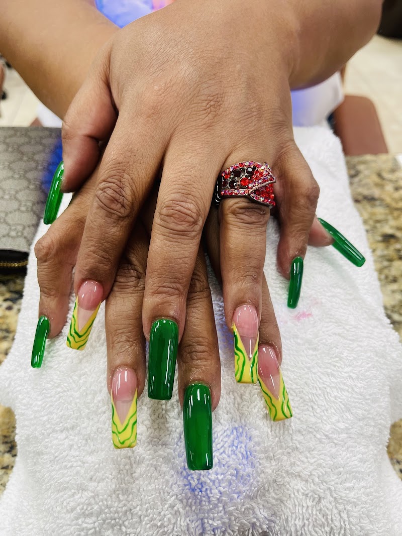 Honey nails & spa photo 5
