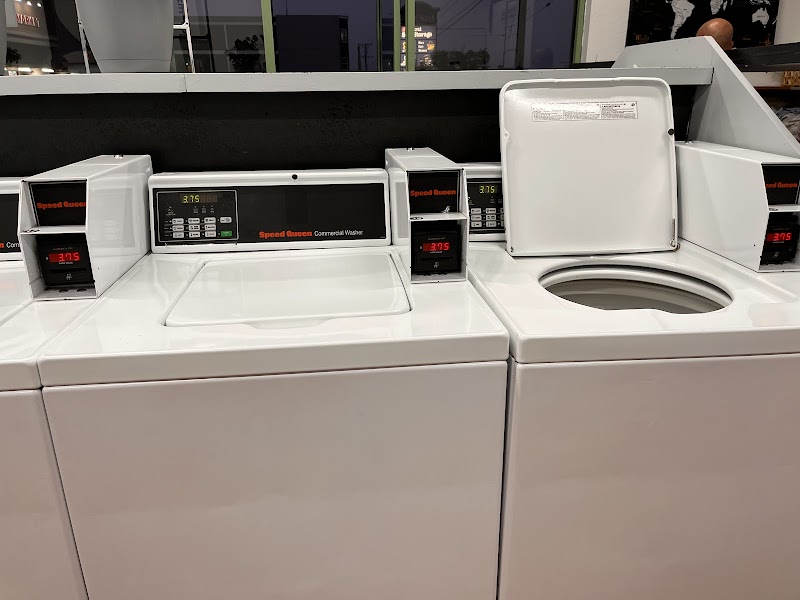 87th Street Laundromat photo 5