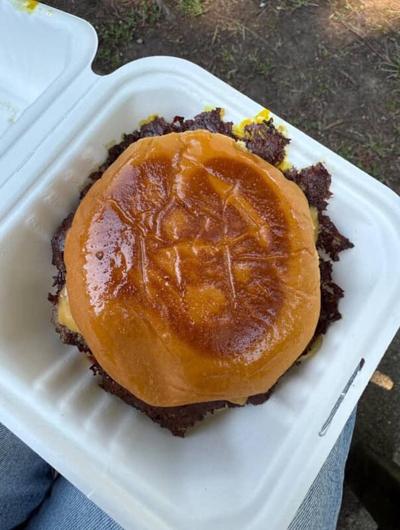 Humble Cheeseburger photo 3