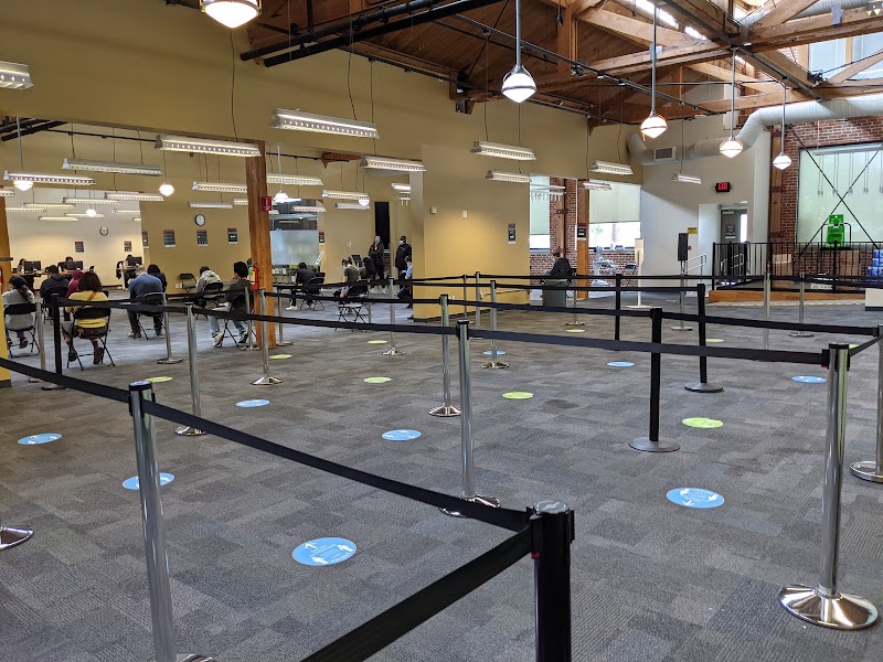 Stanford Medicine Children's Health Specialty Services - Emeryville photo 3