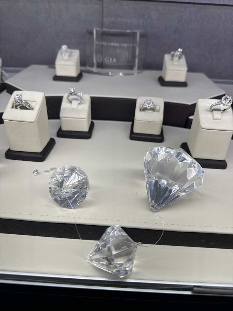 MacKinnon Jewelers photo 5
