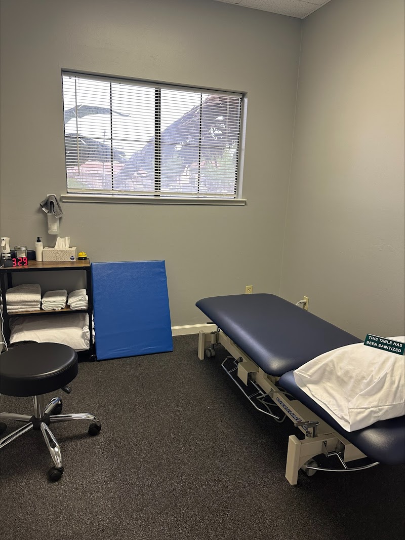 Back On Track Physical Therapy - Brentwood photo 2