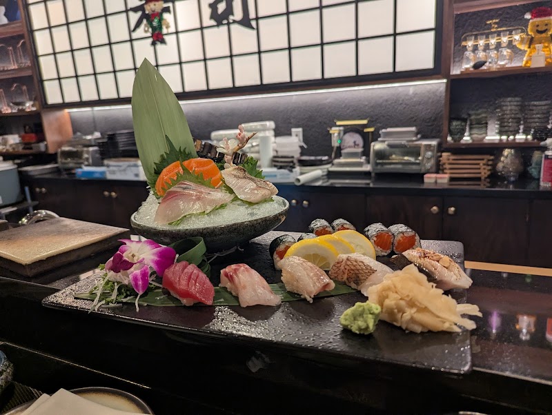 Omakase Sushi And Grill photo 4