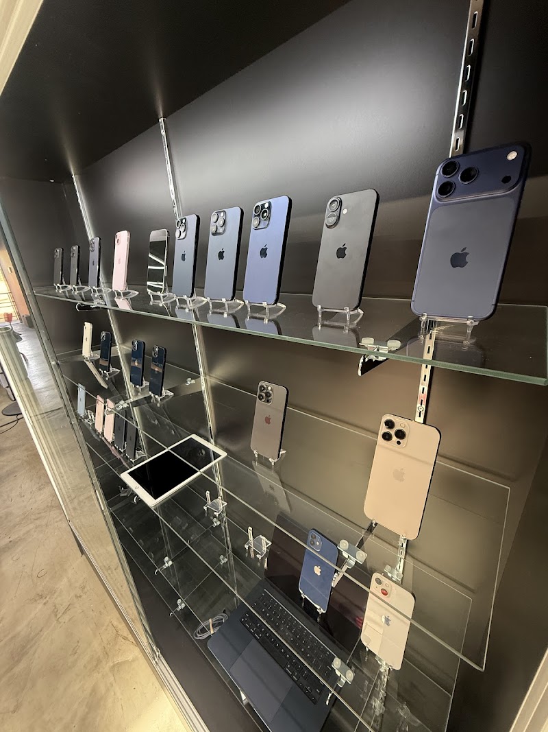The Phone Hub photo 2