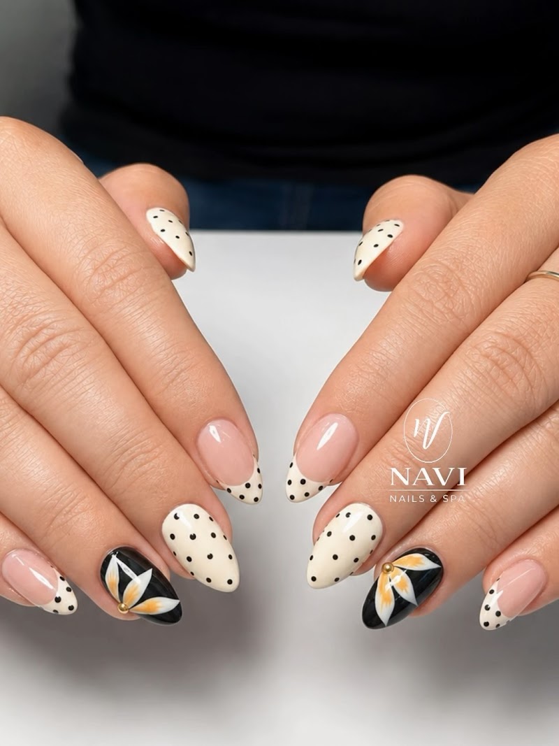 Navi Nails & Spa Lutz photo 5