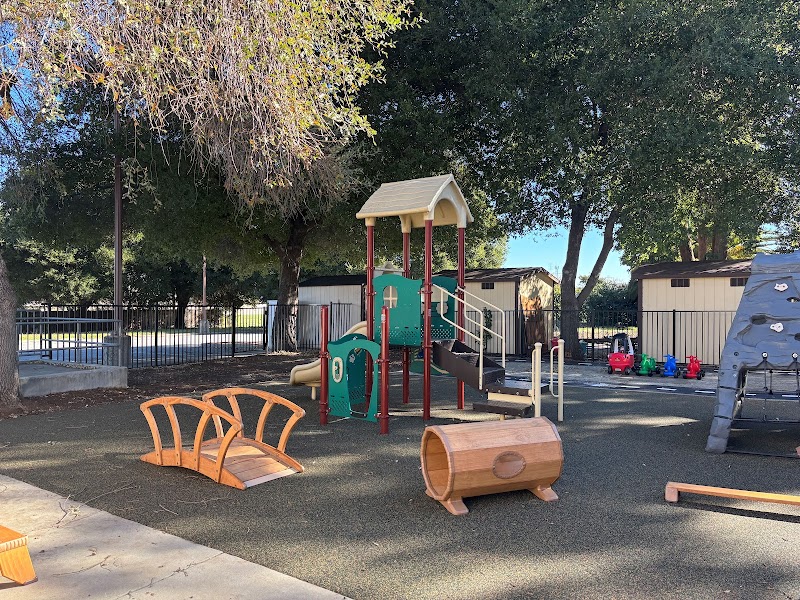 Peak Avenue Montessori School of Silicon Valley photo 4