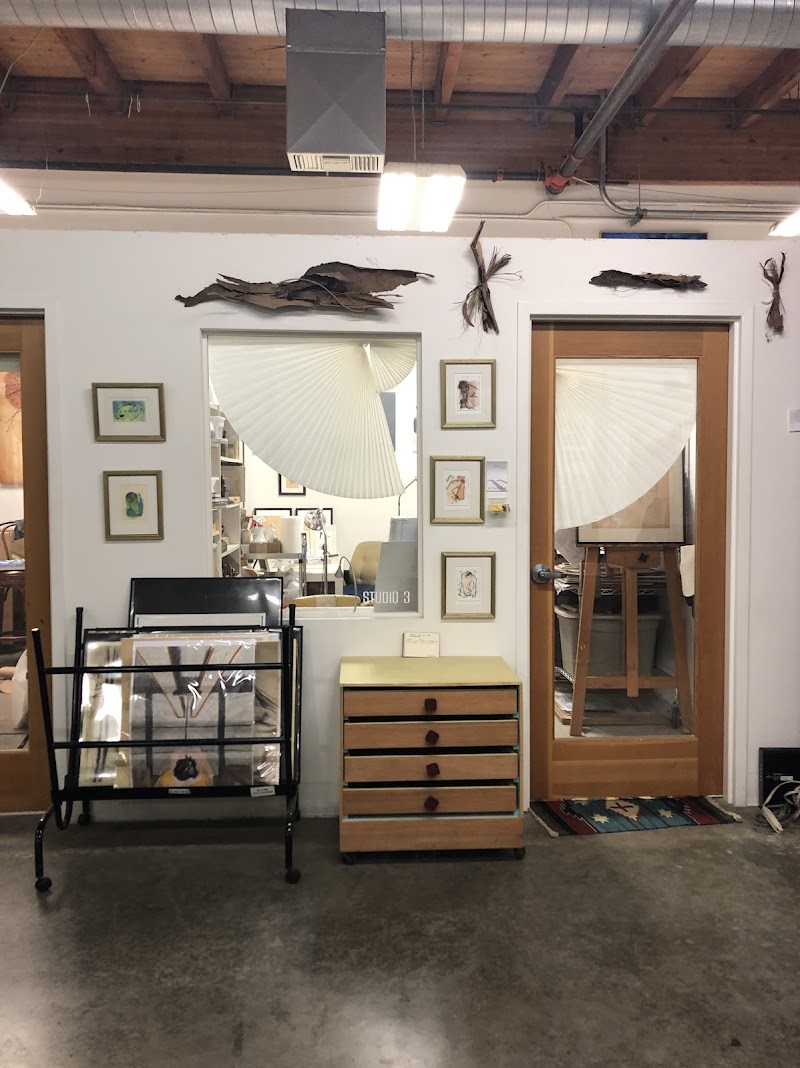Studios 11 photo 4