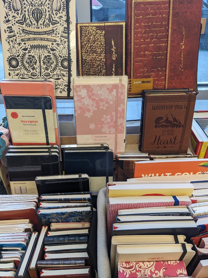 Peninsula Books photo 4