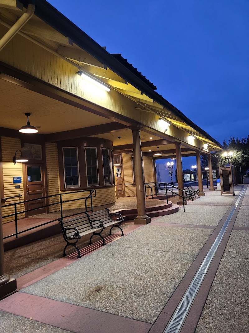 Suisun Amtrak Park & Ride photo 2