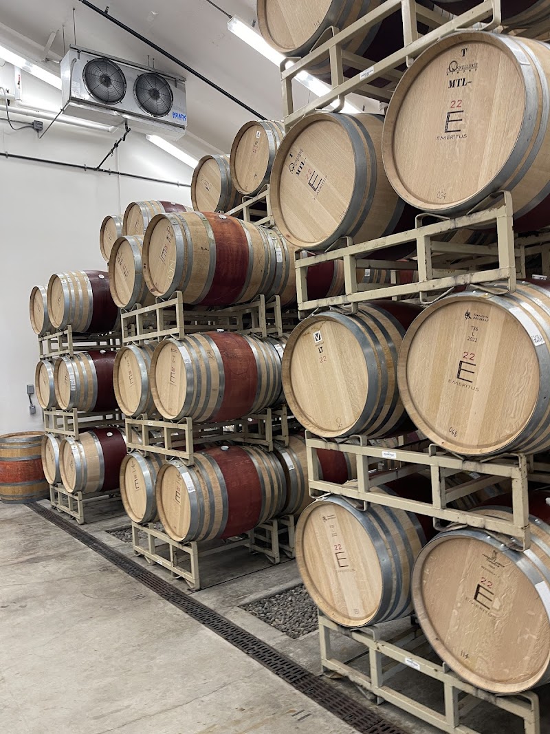 Emeritus Vineyards photo 3