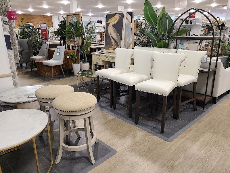 HomeGoods photo 2