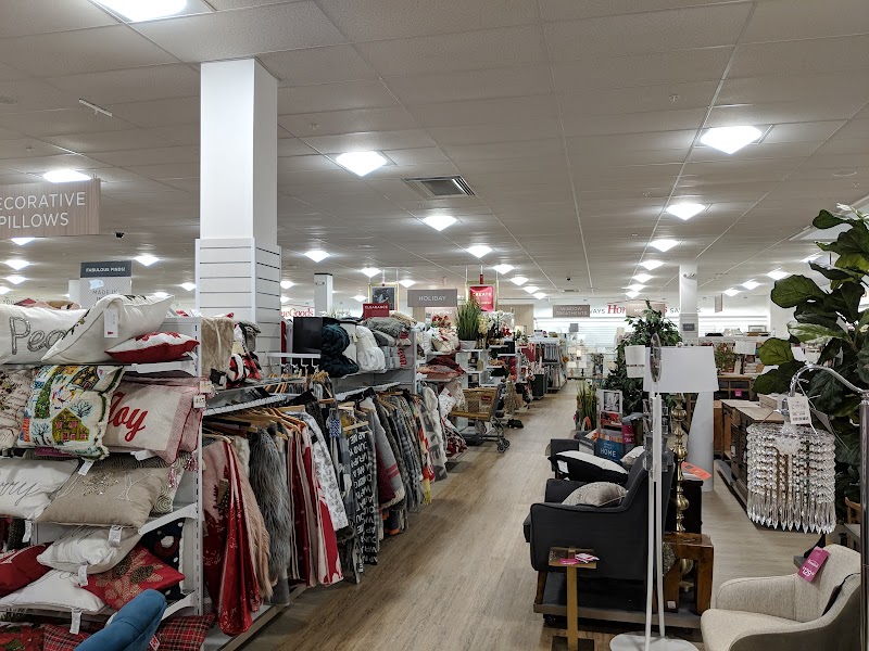 HomeGoods photo 4