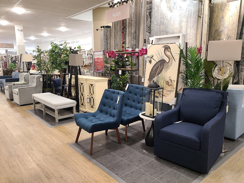 HomeGoods photo 5