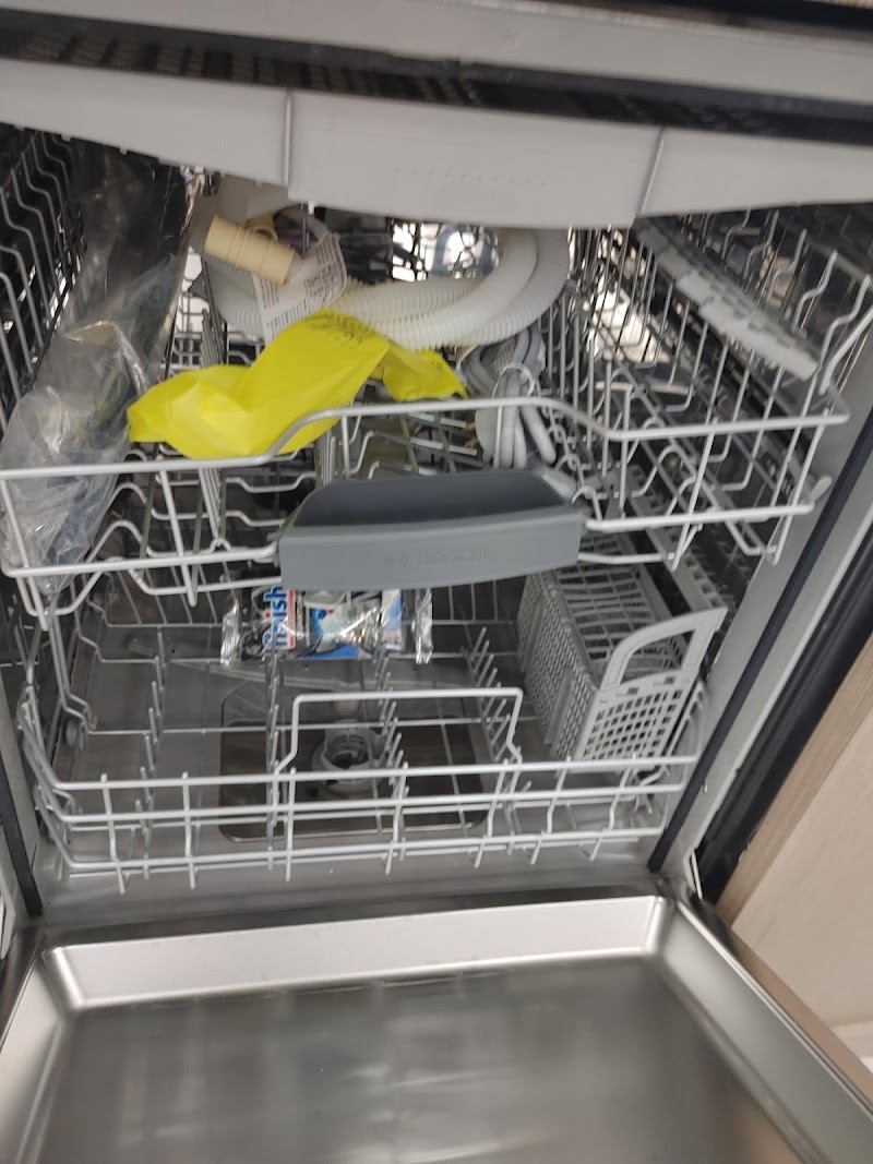 Famous Tate Appliance & Bedding Centers photo 5
