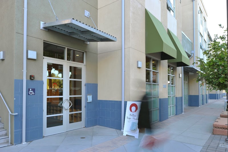 Hatha Yoga Shala East Bay photo 2