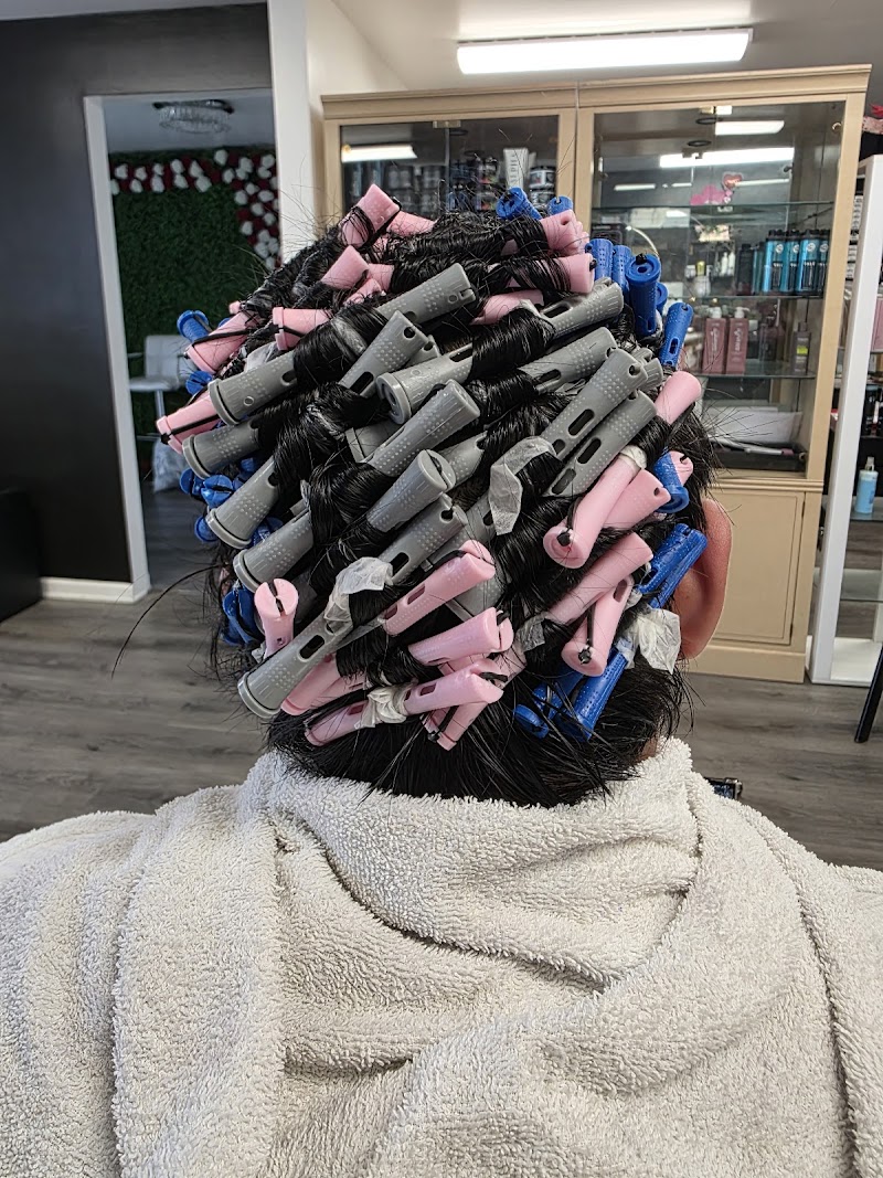 Santiago's Good Barber photo 3