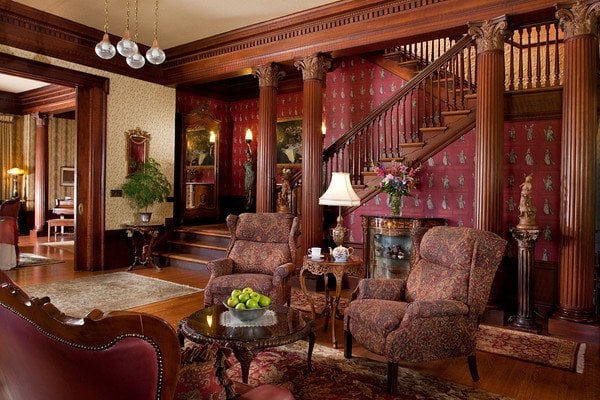 Churchill Manor photo 2