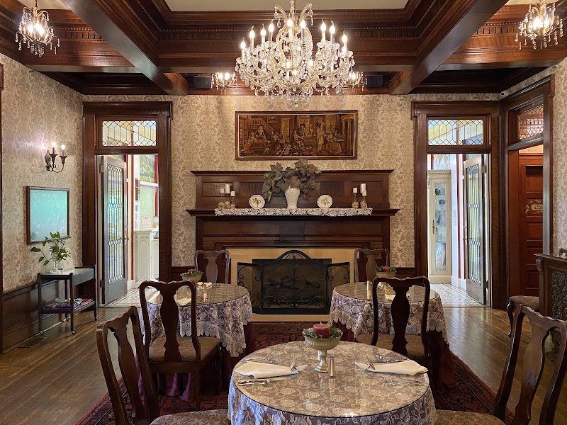 Churchill Manor photo 5