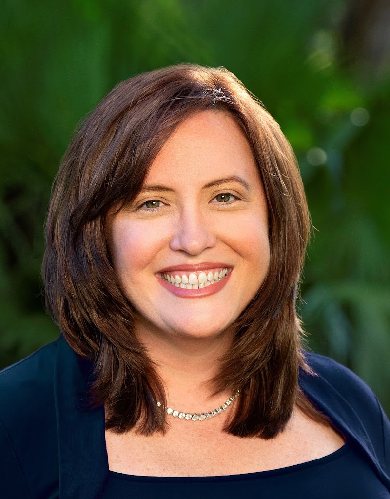 Photo of April Murphy - Real Estate Agent - Pinellas County