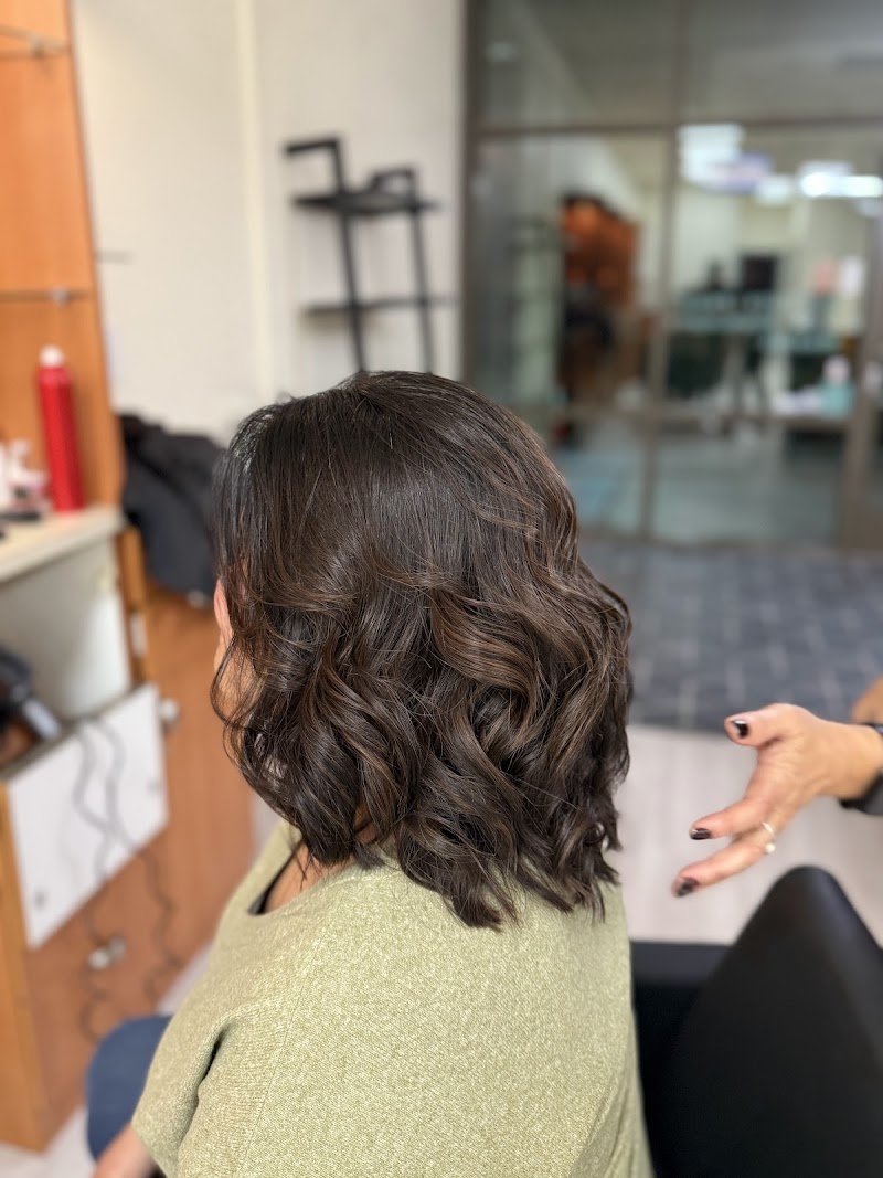 Aurea Salon photo 3