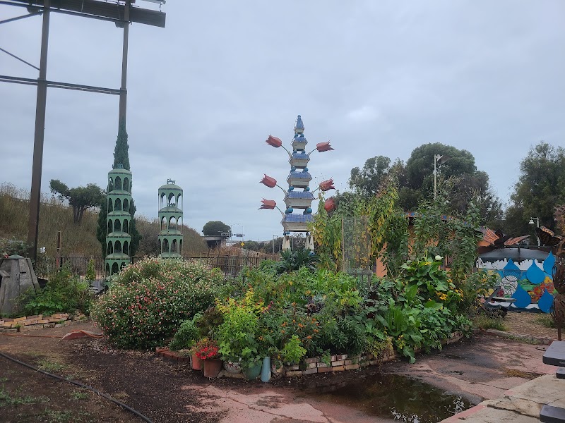 Big Daddy's Complete Rejuvenating Community Garden photo 2