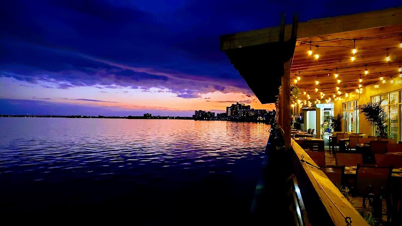 Al and Stella Authentic Italian Restaurant And Pizzeria ( Water Front) photo 3