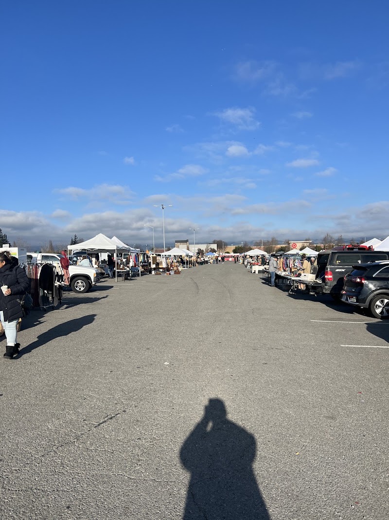 Photo of Petaluma Vintage Market