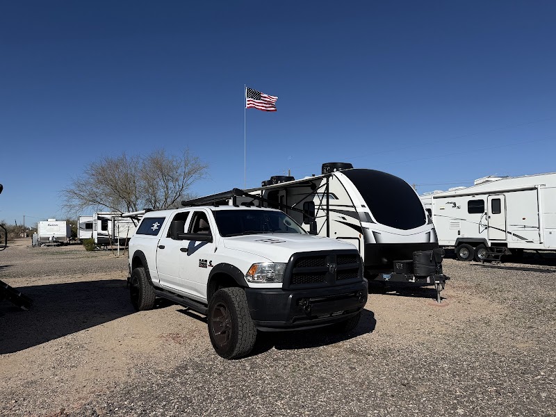 Tres Mesquites RV Park photo 3
