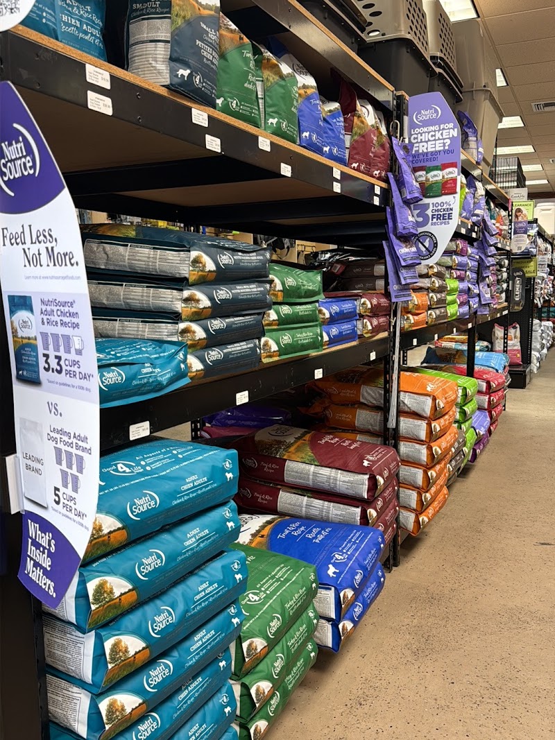 Ganado Feed & Pet Supplies photo 2