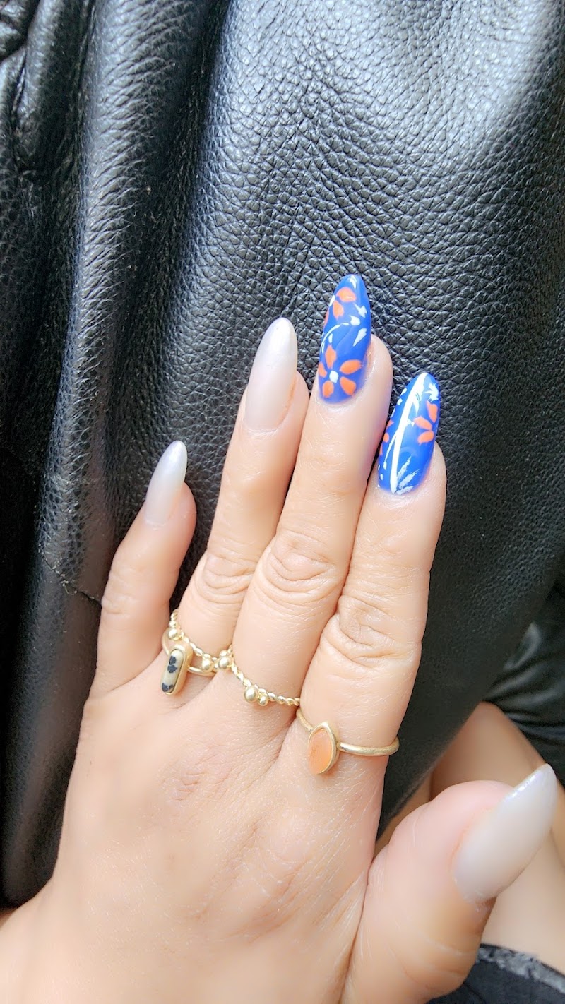 Ivy Star Nails & Hair photo 4