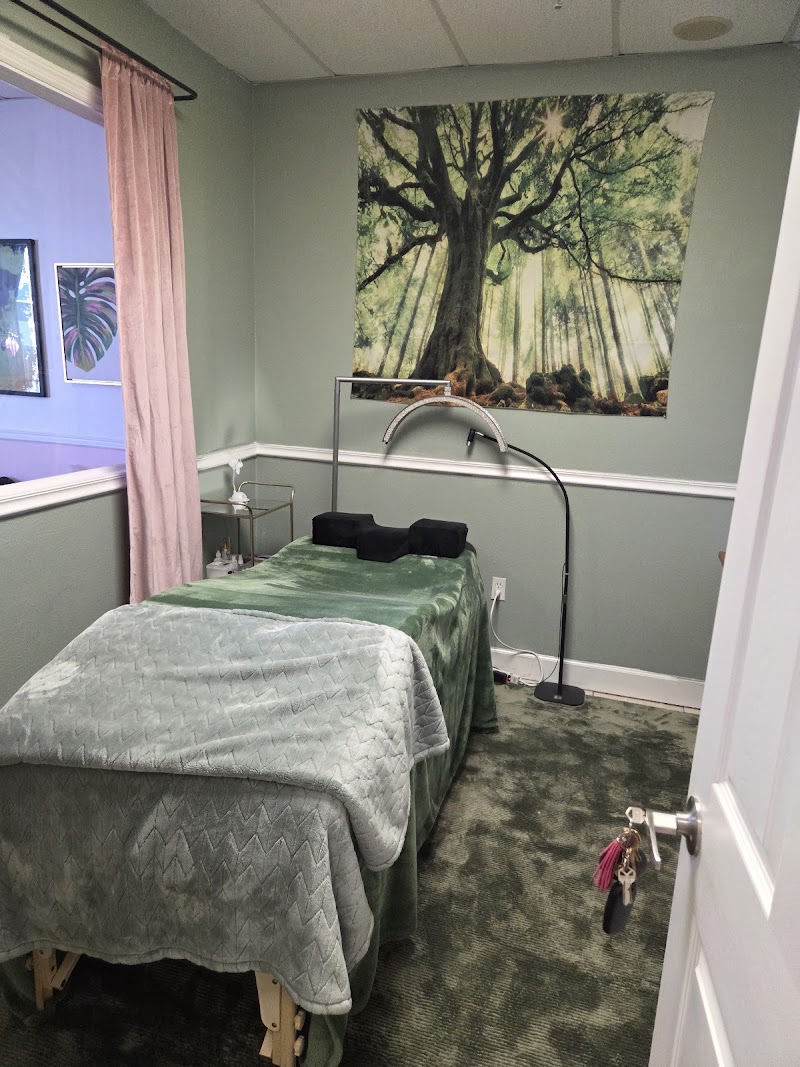 Karen's Massage and Beauty photo 3