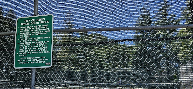 Tennis Courts photo 3