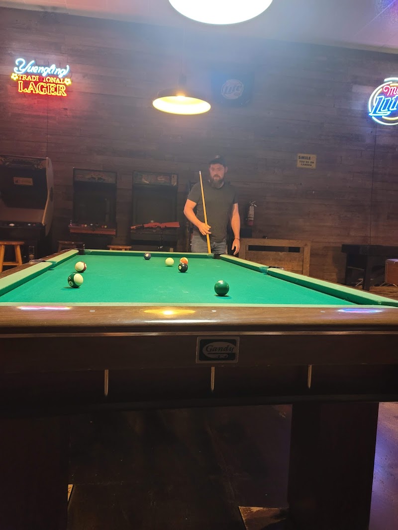 Reno's Karaoke & Pool Bar photo 3