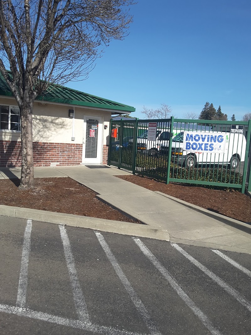 Peabody Self Storage photo 3