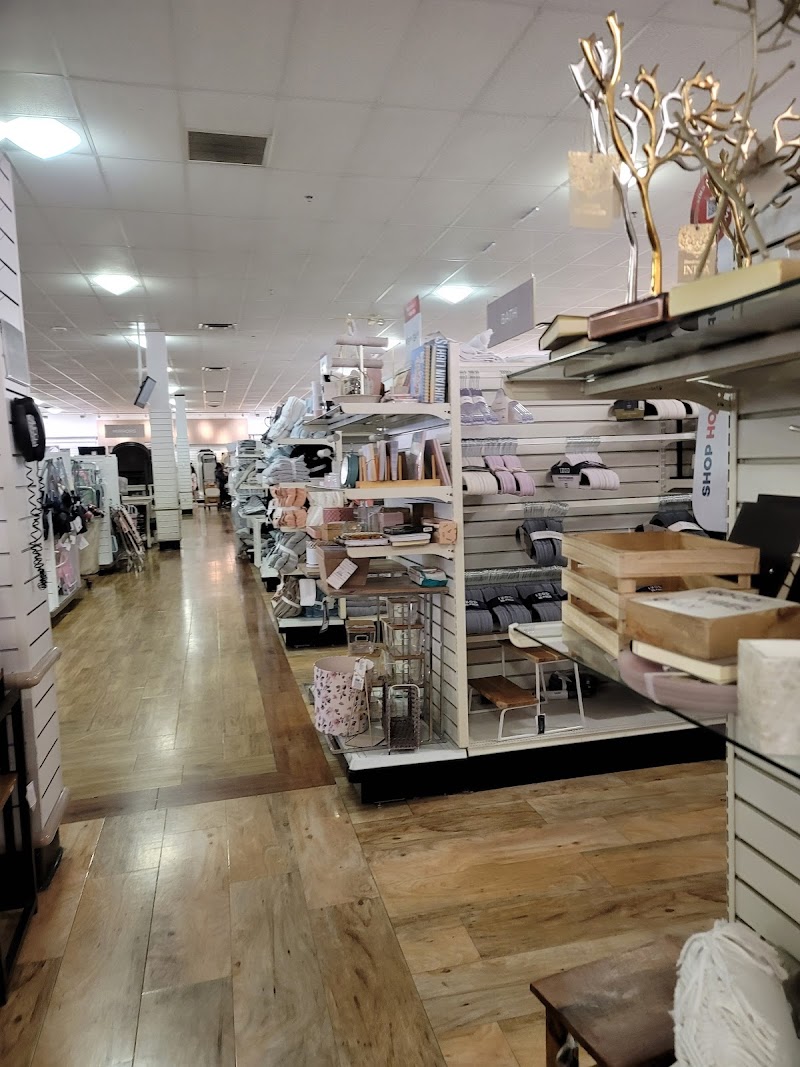 HomeGoods photo 2