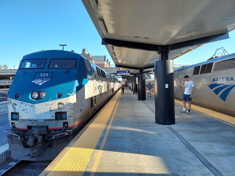 Albany-Rensselaer Amtrak Station photo 4
