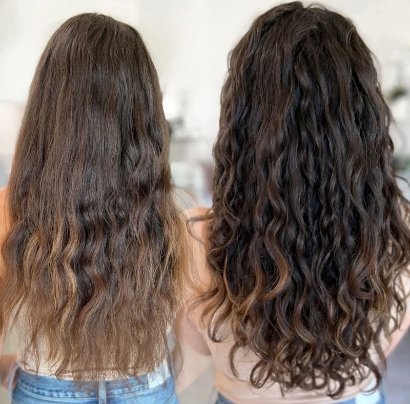 Aura Curl Studio photo 3