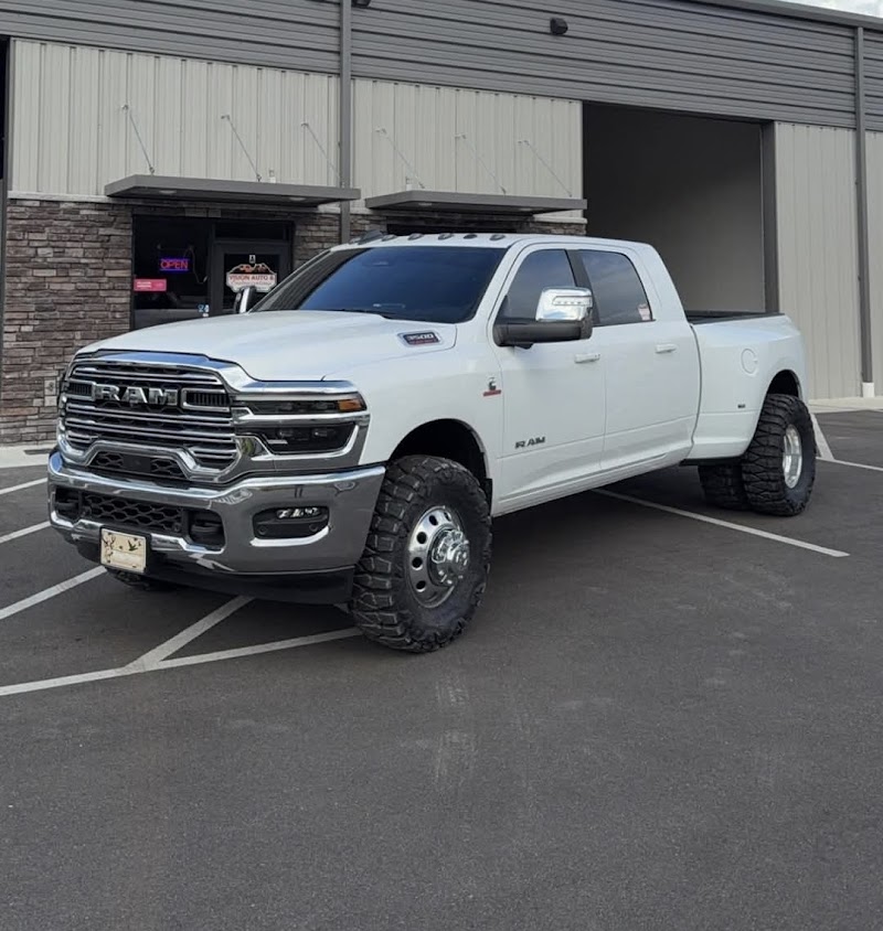 Vision Auto and Customizations photo 4