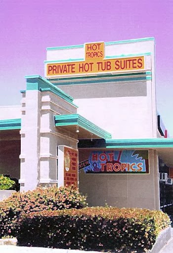 Hot Tropics photo 5