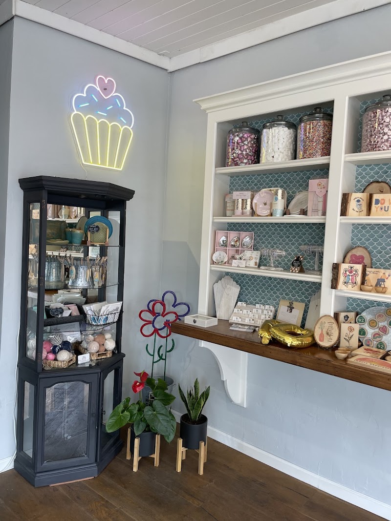 Fish Wife Sweets Shop photo 4