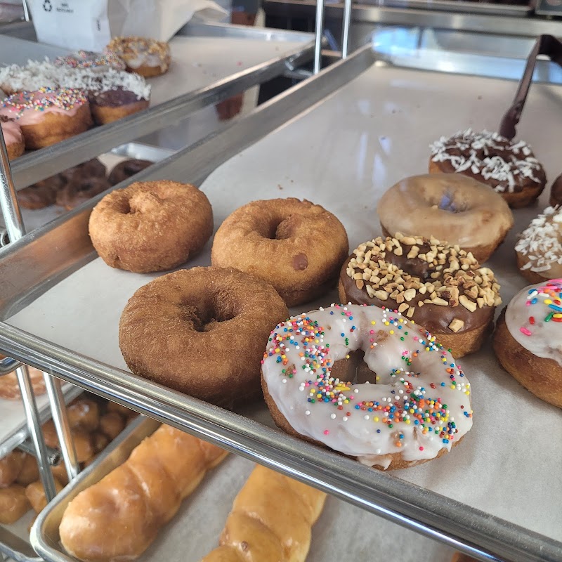 Queen Donuts and Broaster Chicken photo 2