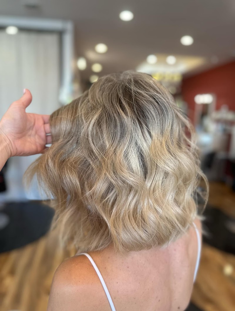 Kristina Elanina Hair photo 5