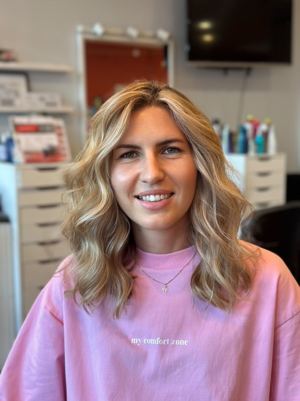 Kristina Elanina Hair photo 3