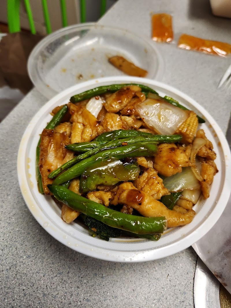 Wok & Roll photo 2