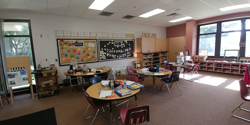 Curlew Creek Elementary School photo 2